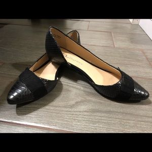 CL by Laundry Black Flats